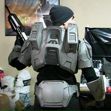 Load image into Gallery viewer, Halo 3 Master Chief Spartan Armor Cosplay EVA Foam Pepakura File Templates