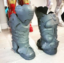 Load image into Gallery viewer, Doom Eternal Slayer Armor EVA Foam Cosplay Pepakura File Templates
