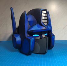 Load image into Gallery viewer, Optimus Prime Cosplay Foam Pepakura File Templates - Transformers G1